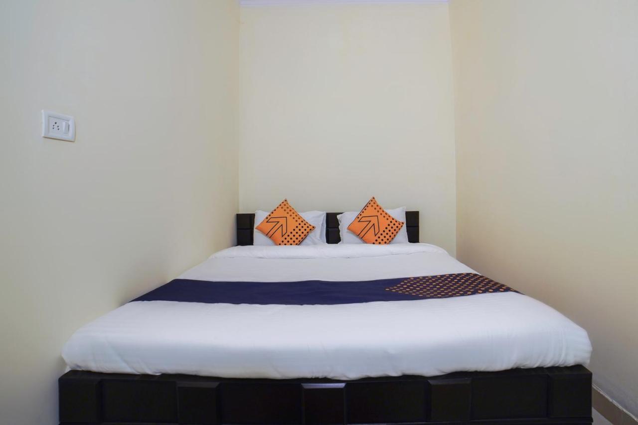 Spot On 67119 Hotel Shivam Residency Rāmpura Exteriör bild
